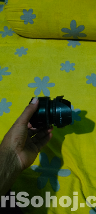 YN 50mm prime lens